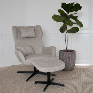 Elvin Loungestol med fodskammel - Beige Stof