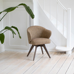 Verdal Spisebordsstol i Brun Bouclé m. Smoked eg ben