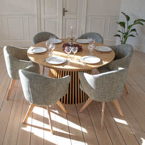 Verdal Spisebordsstol i Grøn Bouclé m. Natur eg ben