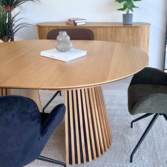 Måne Lamel Spisebord M.Tillægsplader - Natur Eg Ø120-160-200 cm - Hofstra & Wagner