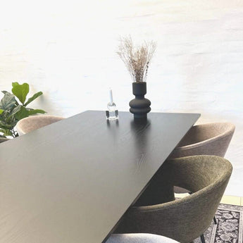 Muno Spisebord – Sort – 160 cm - Hofstra & Wagner