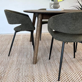 Nilo Spisebordsstol - Mørkegrøn Stof - Hofstra & Wagner