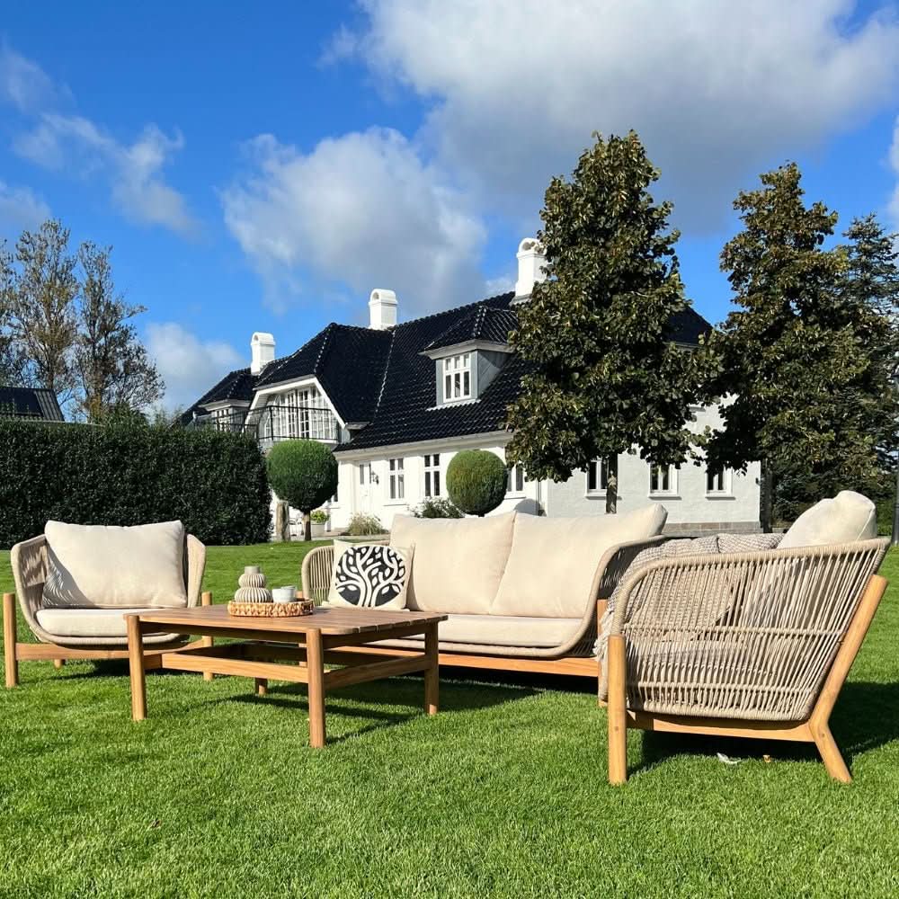 Havemøbelsæson: Hvilke havemøbler skal du vælge?