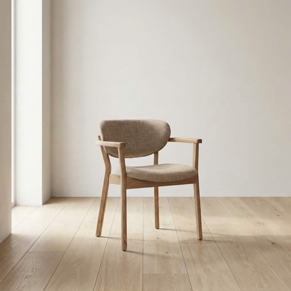 Ellie Spisebordsstol m. armlæn og beige sæde  - Natur Eg