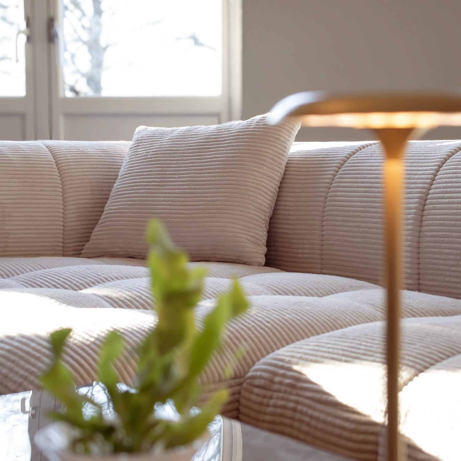 Bora Sofa 300 cm - Lys bredriflet fløjl Venstrevendt - Køb her