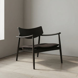 Lara Loungestol i Smoked eg m. Brun stof sæde