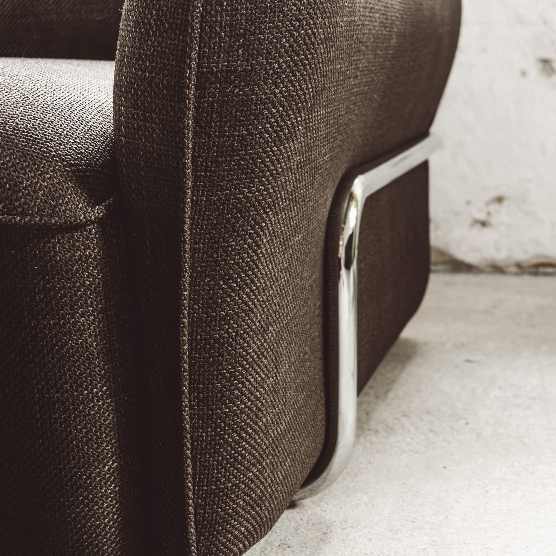 Lino Sofa m. Puf m. Chrome Stel - 230 cm - Brun
