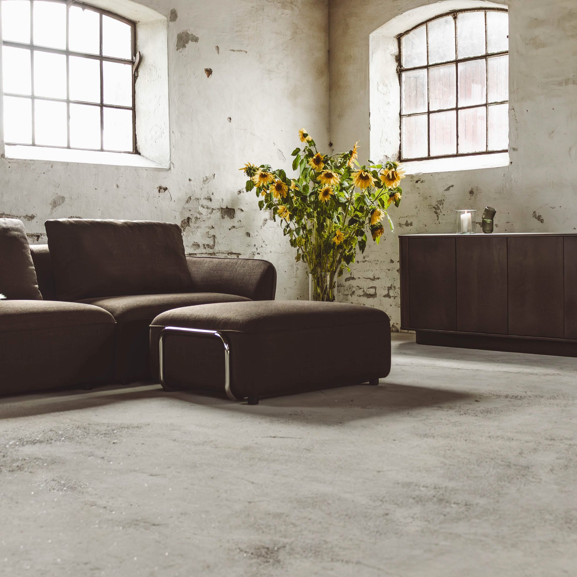Lino Sofa m. Puf m. Chrome Stel - 230 cm - Brun