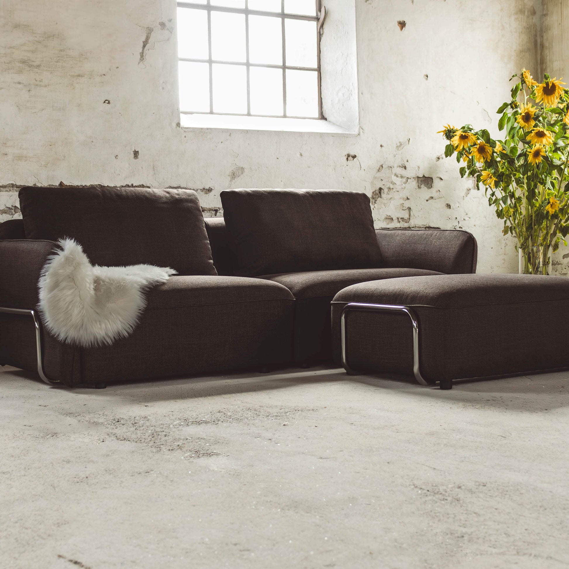 Lino Sofa m. Puf m. Chrome Stel - 230 cm - Brun