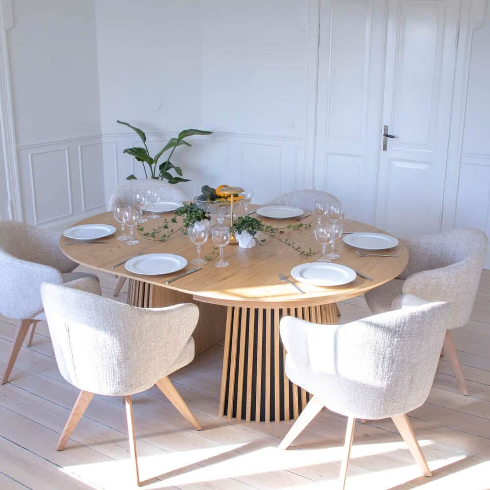 Måne Lamel Spisebord M. Tillægsplader - Natur Eg Ø140-185-230 cm