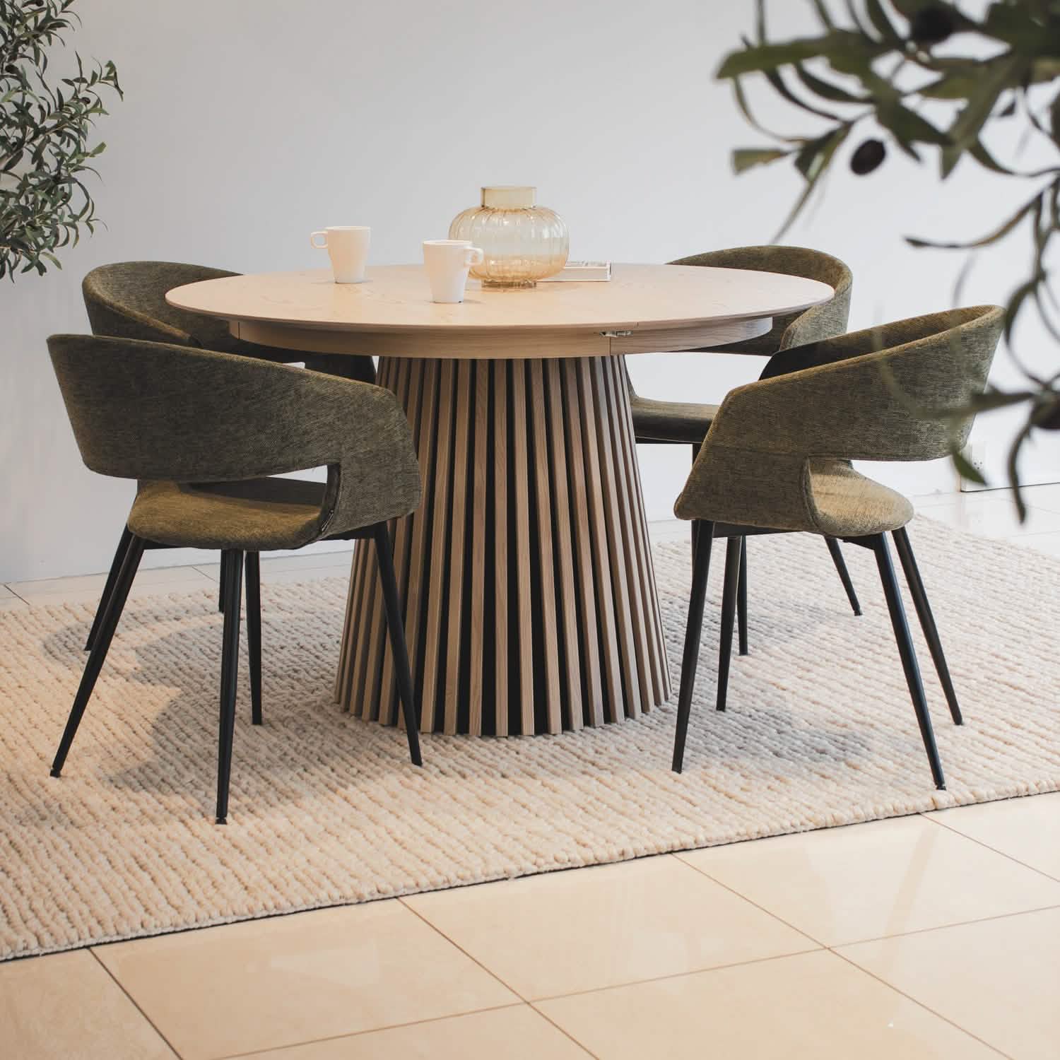 Måne Lamel Spisebord M. Tillægsplader - Lys Natur Eg Ø120-165-210 cm
