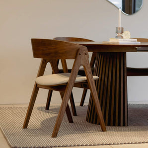 Milla Spisebordsstol - Smoked Egetræ m. lyst sæde