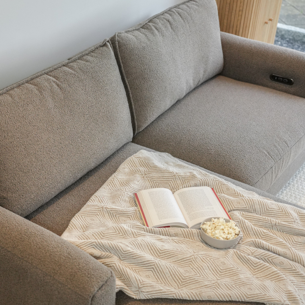 Naya Sofa med elektronisk modul - Venstrevendt - Brun Boucle