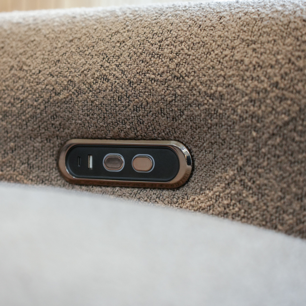 Naya Sofa med elektronisk modul - Venstrevendt - Brun Boucle