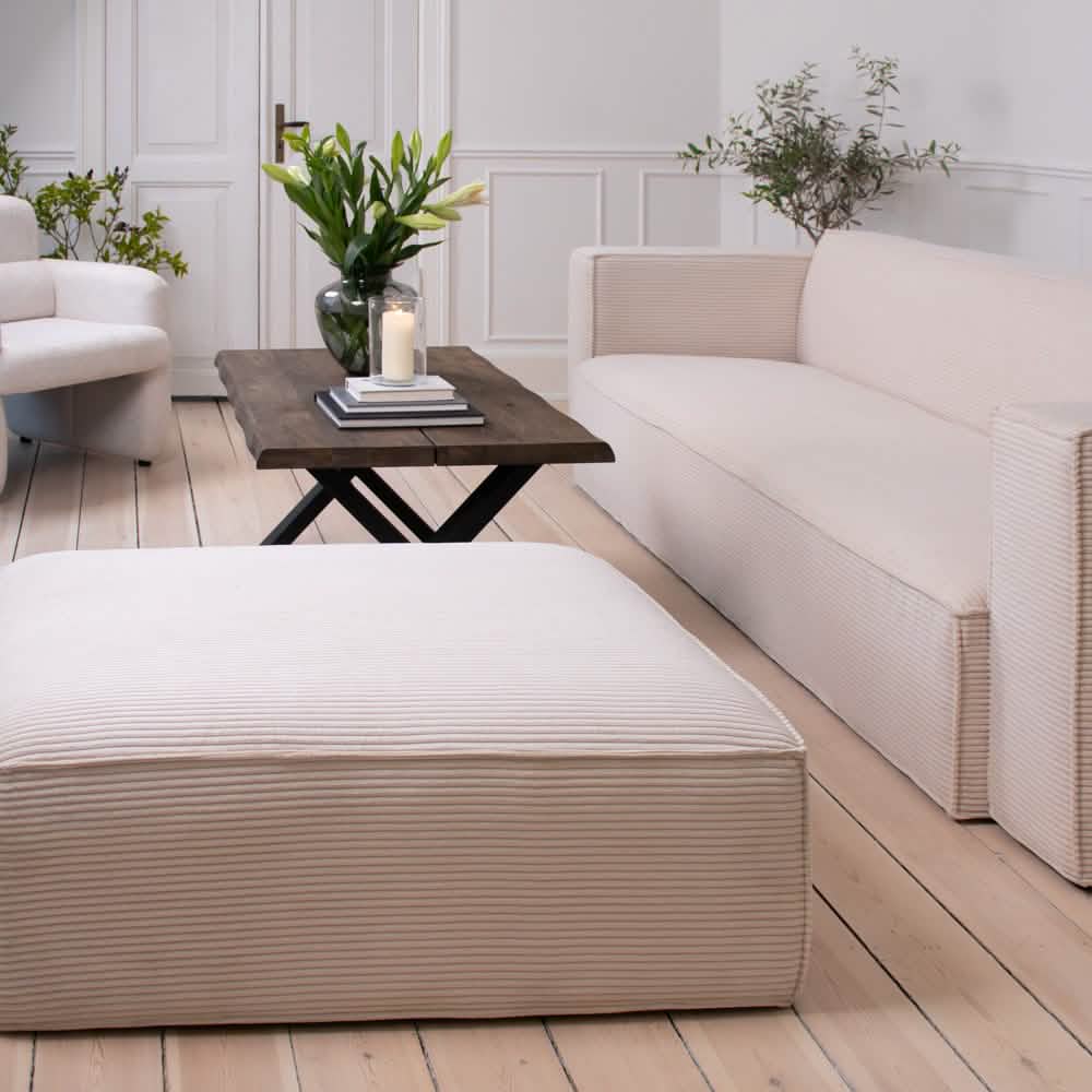 Ollie Sofa - Lys Bredriflet Fløjl, 280 cm