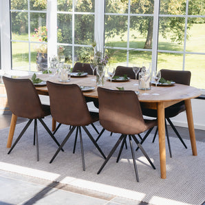 Venus Rundt Spisebord M. Tillægsplader - Natur Egetræ Ø120-170-220 cm