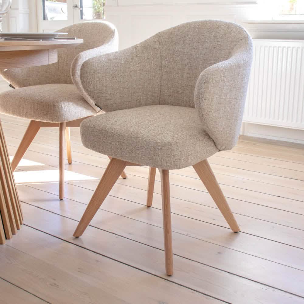 Verdal Spisebordsstol i Beige Bouclé m. Natur eg ben