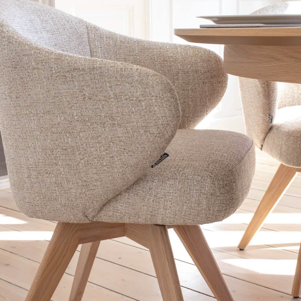 Verdal Spisebordsstol i Beige Bouclé m. Natur eg ben