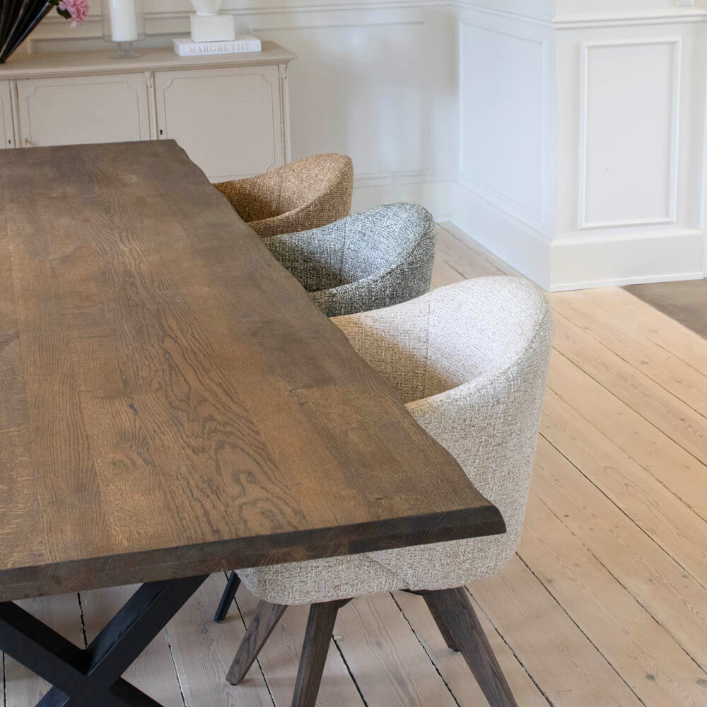 Verdal Spisebordsstol i Brun Bouclé m. Smoked eg ben