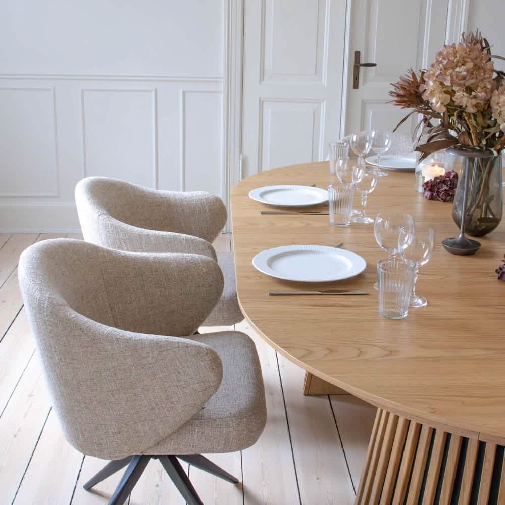 Verdal Spisebordsstol i Beige Bouclé m. sorte metal ben