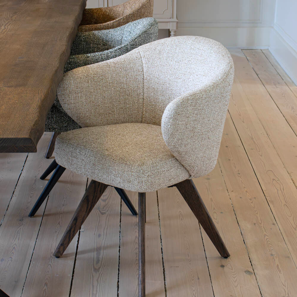 Verdal Spisebordsstol i Beige Bouclé m. Smoked eg ben