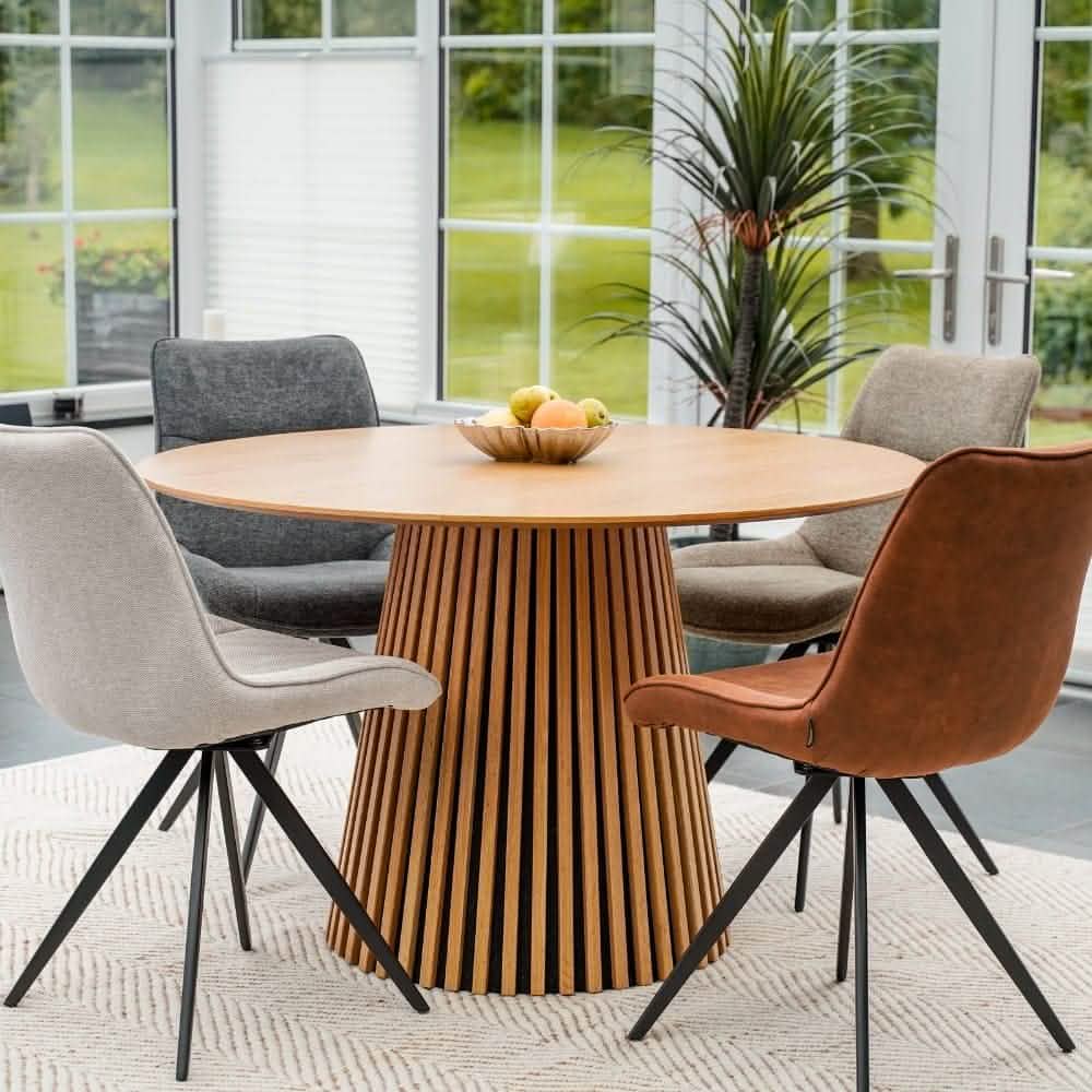 Måne Lamel Spisebord - Natur Eg Ø120 cm - Hofstra & Wagner