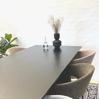 Muno Spisebord – Sort – 160 cm - Hofstra & Wagner