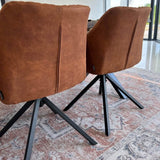 Pau Spisebordsstol med drejefunktion - Cognac microfibre - Hofstra & Wagner