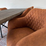 Pau Spisebordsstol med drejefunktion - Cognac microfibre - Hofstra & Wagner