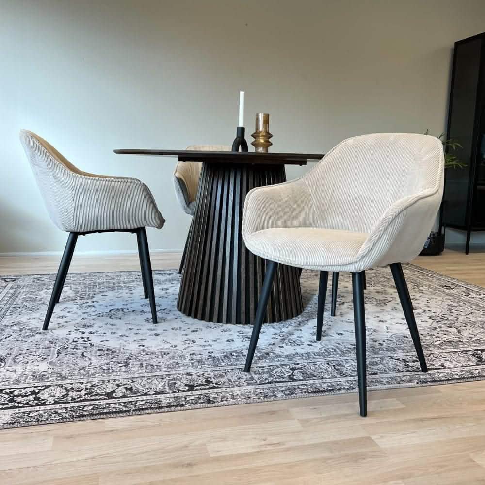 Pilo Spisebordsstol i Beige Fløjl - Høj siddekomfort og flot design